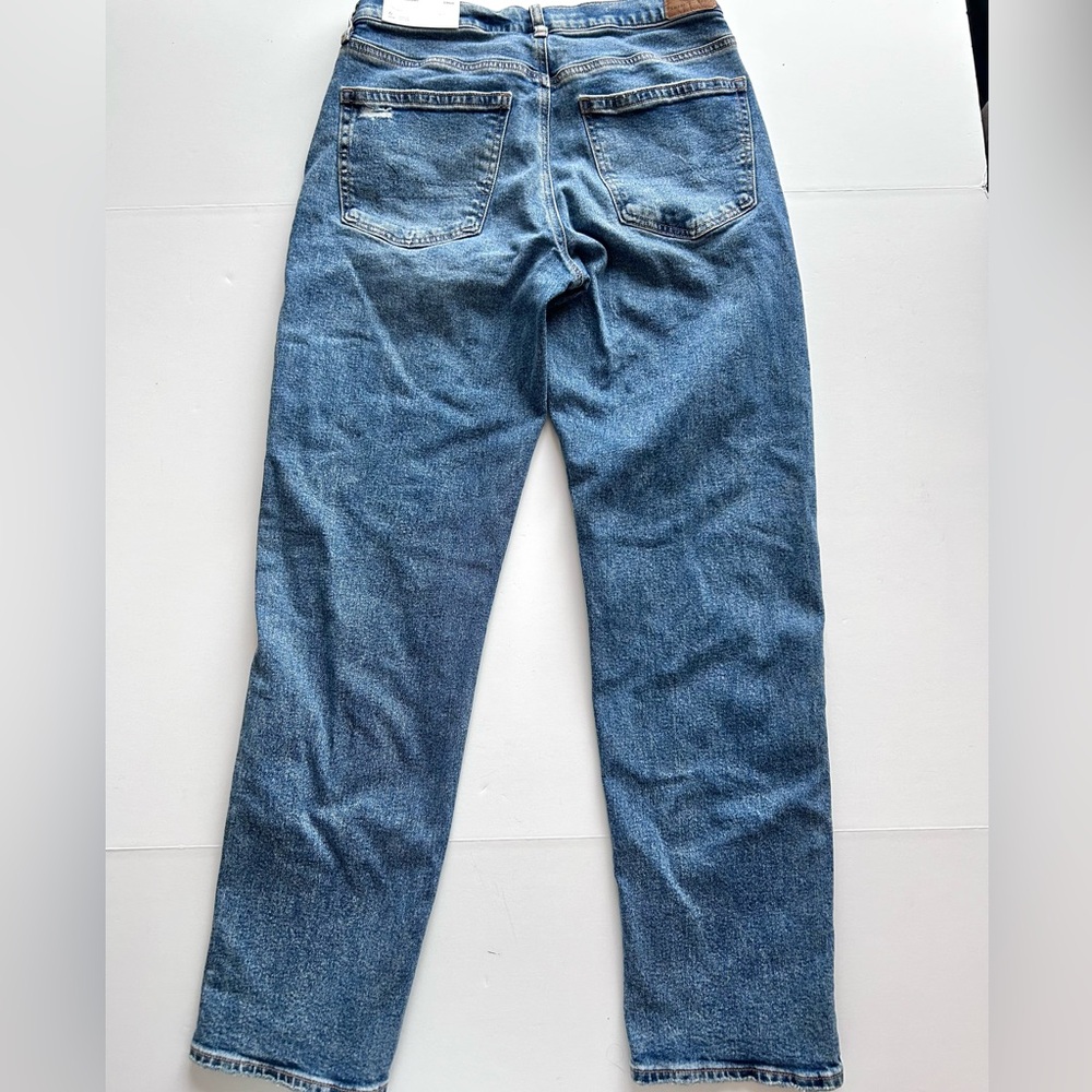 🍒(A460) NWT American Eagle 90’s Straight Jeans. Size: 6 - Picture 3 of 15